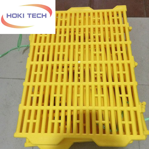 Tấm nhựa lót sàn 40 x 55 cm - Bán sàn nhựa chăn nuôi giá rẻ