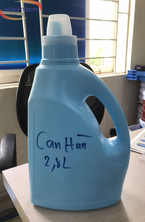 Can nước giặt 2,8 lít